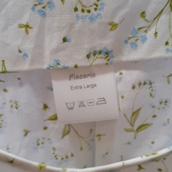 Floral Tie Blouse - Picture 5 of 10